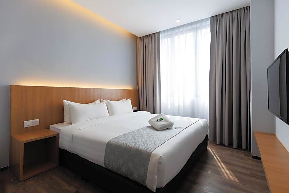 2 Bedroom Apartment - Image 2