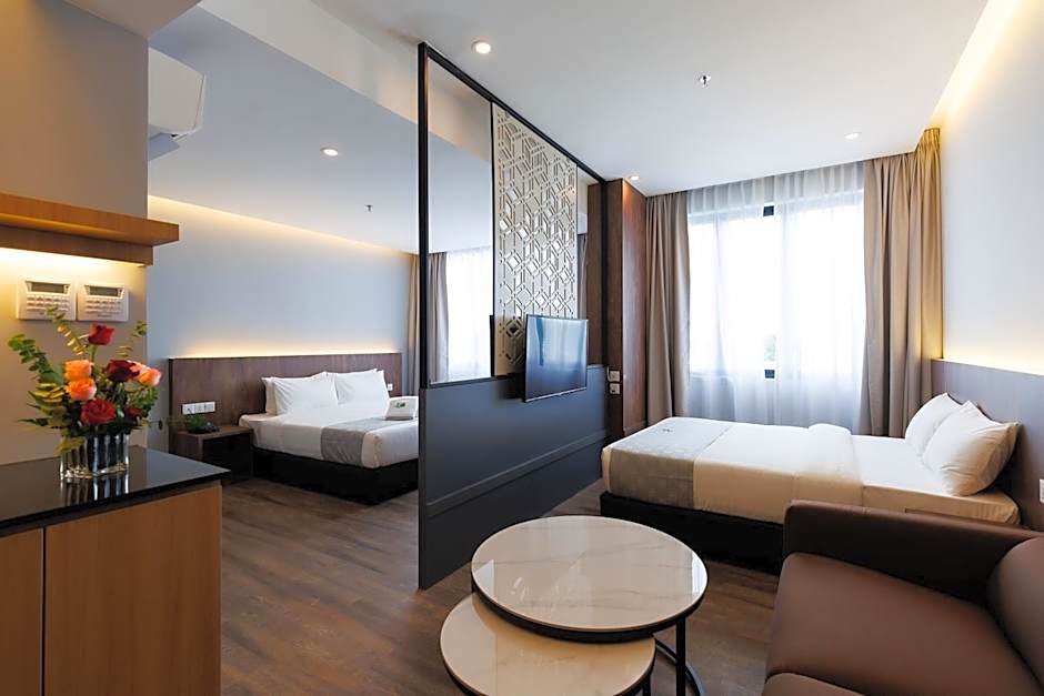 Family Room - Image 2